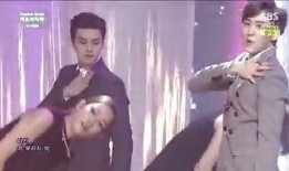 男团亲嘴爆料视频,亲嘴瞬间引发热议