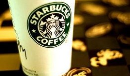 广州星巴克爆料视频播放,一探究竟的饮品制作过程