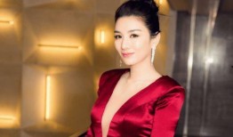 黄奕老公爆料裸妆视频,揭秘明星真实妆容背后的秘密