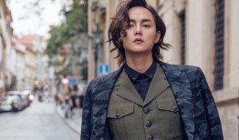 尹正爆料雷佳音视频播放,网友直呼笑到肚子疼