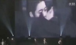 男团亲嘴爆料视频,亲嘴瞬间引发热议