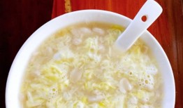 儿媳爆料花生汤视频播放,引发网友热议！