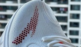 安踏新品球鞋爆料视频,揭秘爆料视频中的亮点与期待